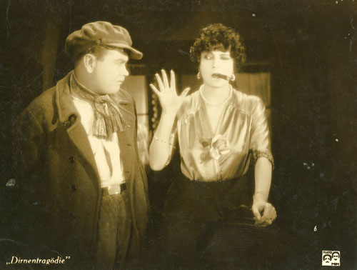 dirnentragodie-1.jpg