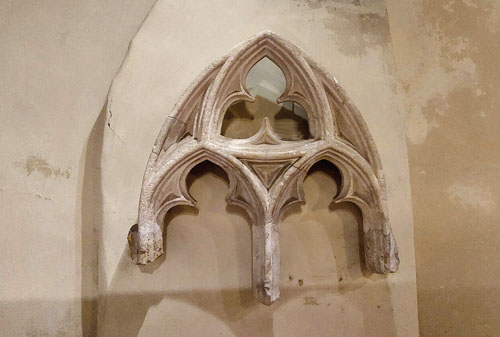 abbildung-6-gotisches-fenstermasswerk-foto-ingrid-bittner.jpg