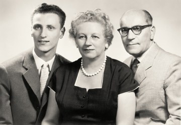 abbildung-2-familie-morgenstern-1955.jpeg