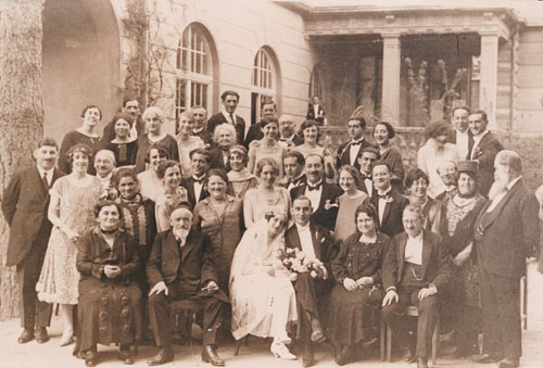 13.-april-1926-hochzeit-von-sara-gans-und-josef-bermann-1.jpg