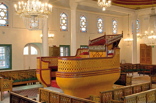 innenansicht-der-ahrida-synagoge-in-balat-istanbul1.jpg