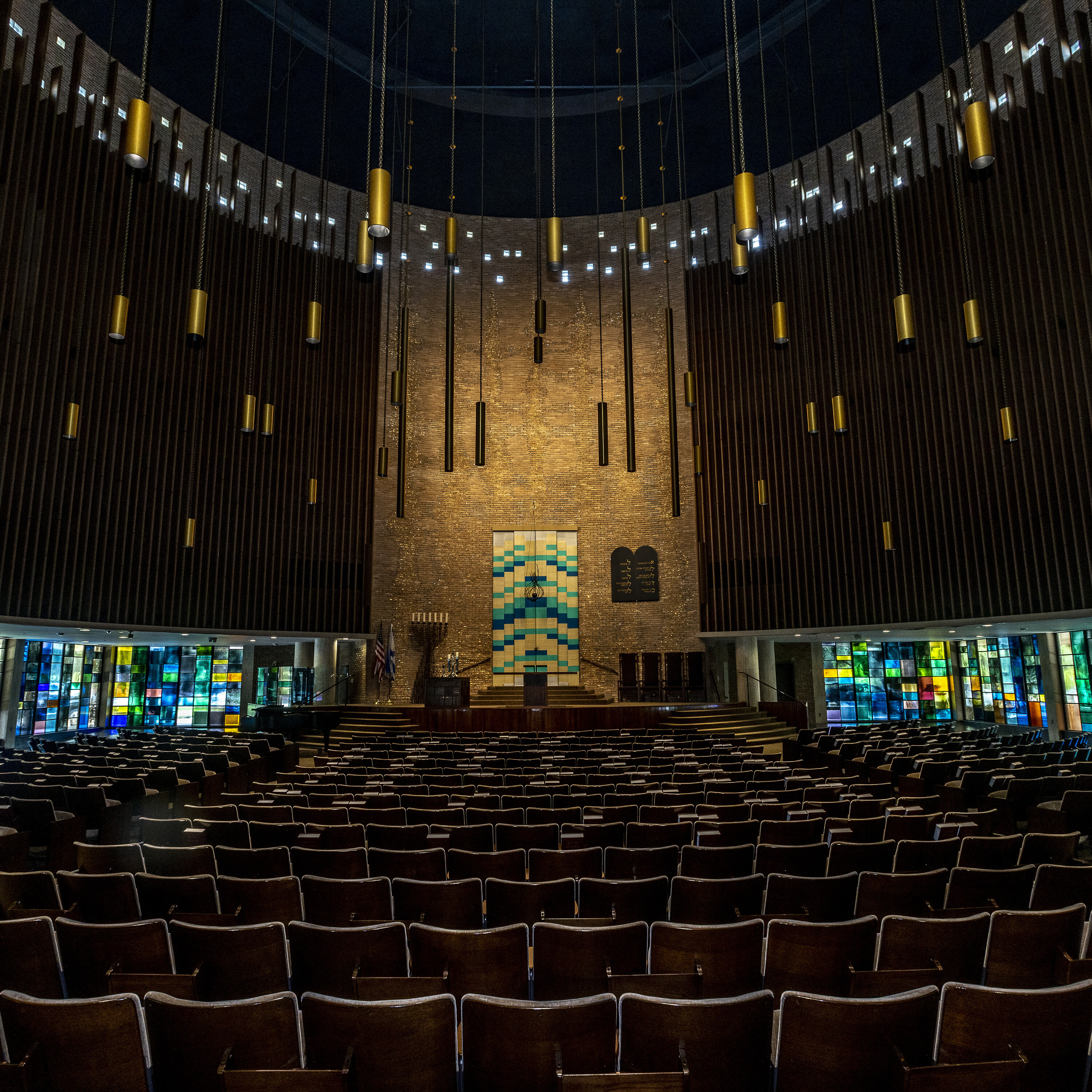 anni-albers_olan-sanctuary-tempel-emanu-el-dallas-texas-fertiggestellt-1957.jpg