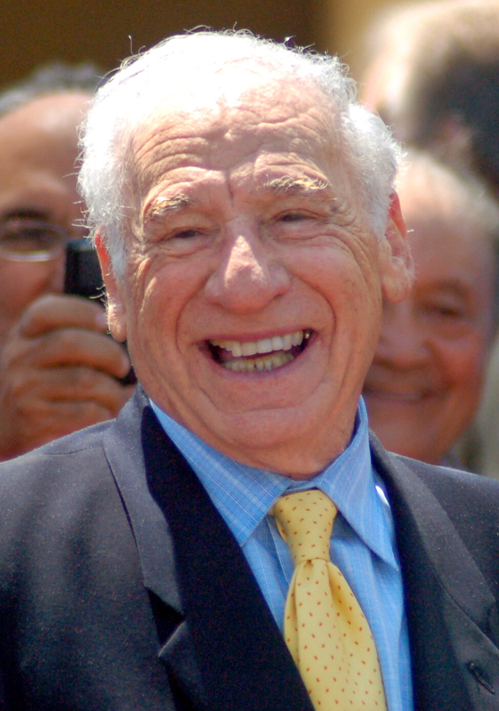 abbildung-4-brooks-bei-der-verleihung-eines-sterns-auf-dem-walk-of-fame.jpg