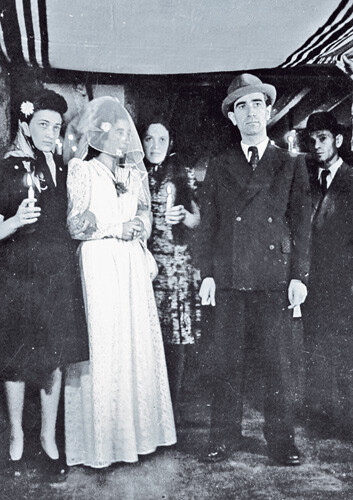 83-hochzeit-16.09.1946_copyright_dr.-jeffrey-wisnicki.jpg
