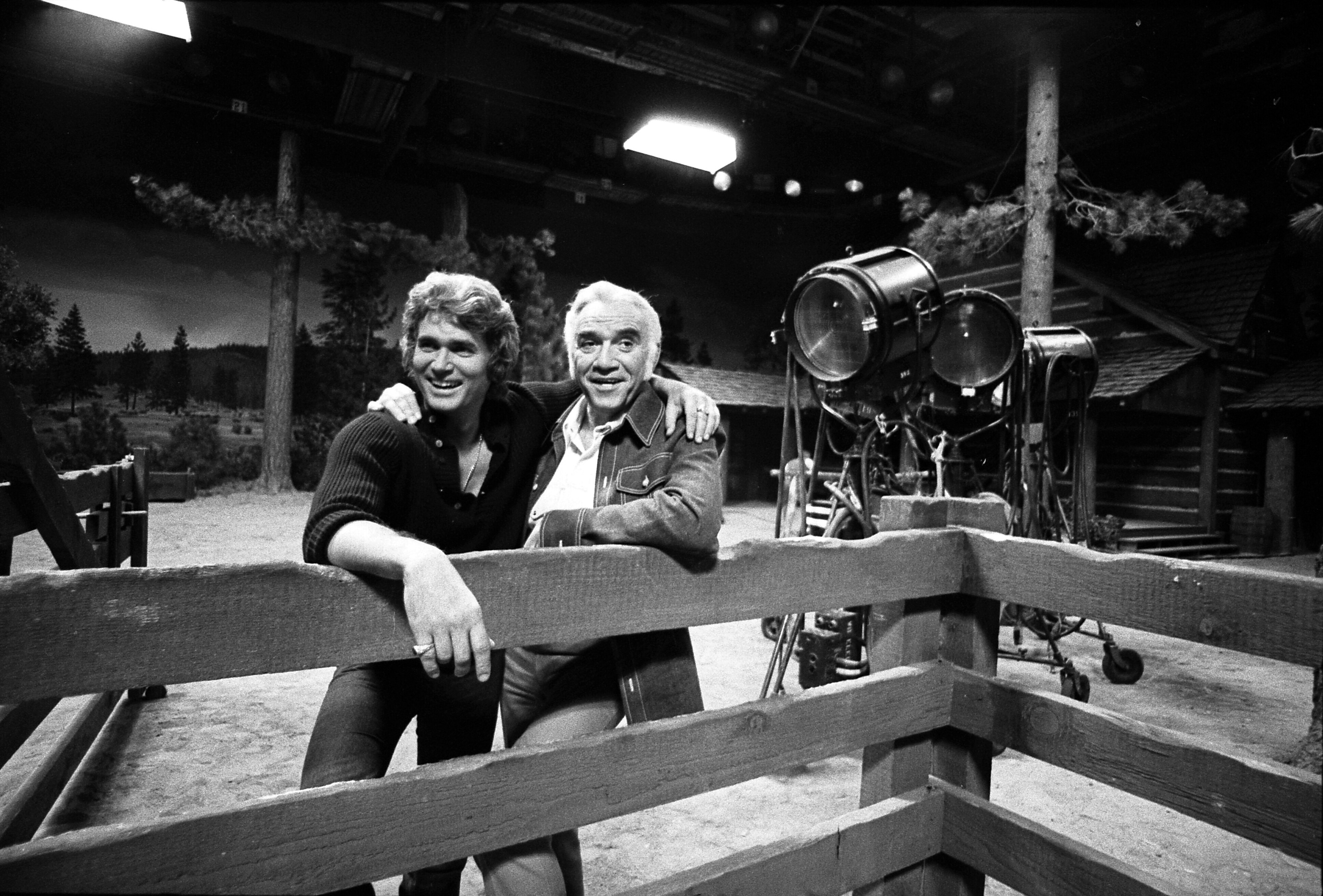michael_landon_and_lorne_greene_on_the_set_of_bonanza.jpg